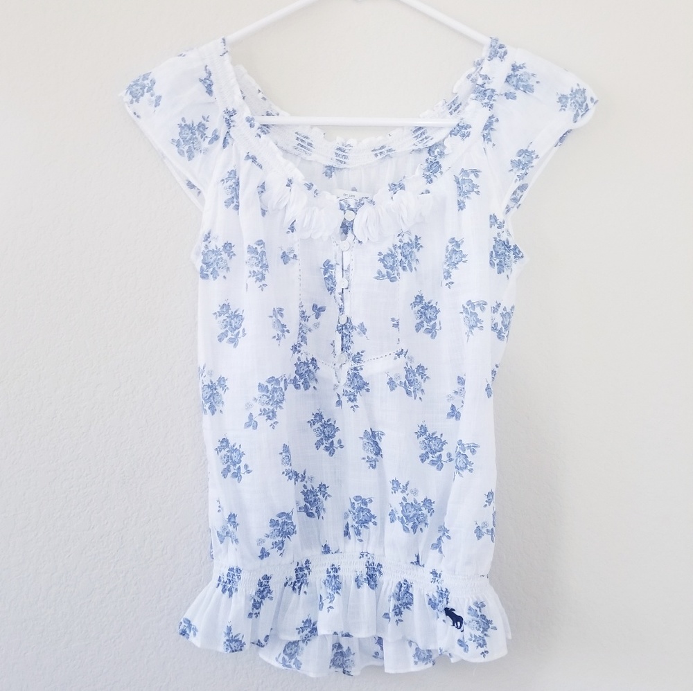 🆕 Abercrombie & Fitch Blue Flowers Printed Blouse